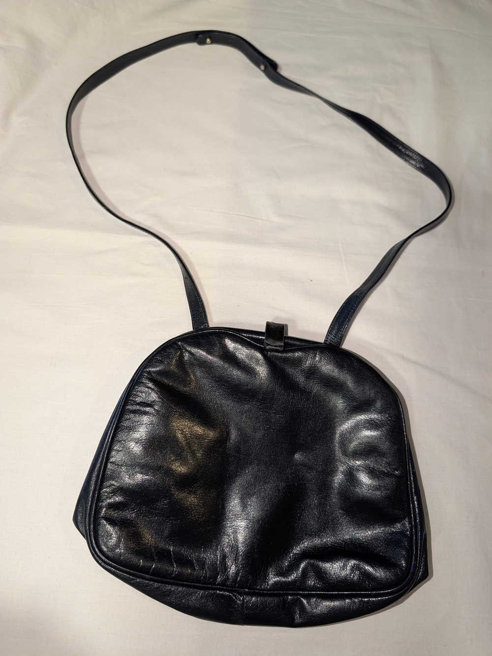 Stunning Vintage Black Leather Made In Italy Bag